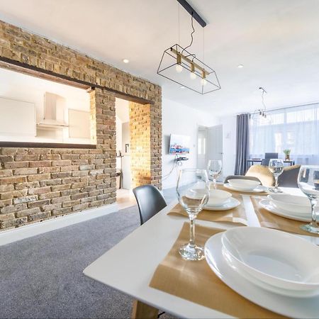 Contractor Accommodation Near Heathrow, Windsor Minutes From M4 Slough Eksteriør bilde