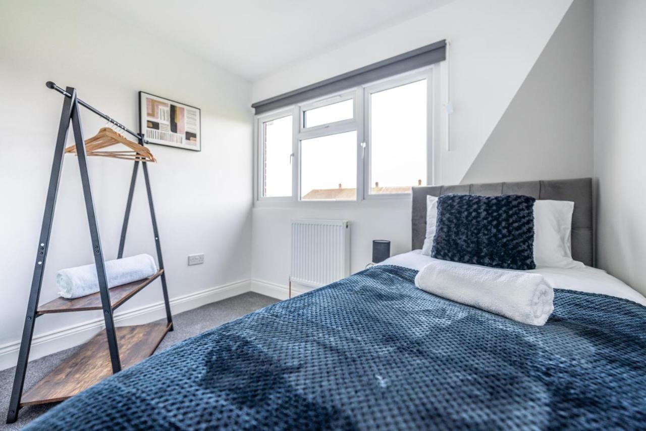 Contractor Accommodation Near Heathrow, Windsor Minutes From M4 Slough Eksteriør bilde